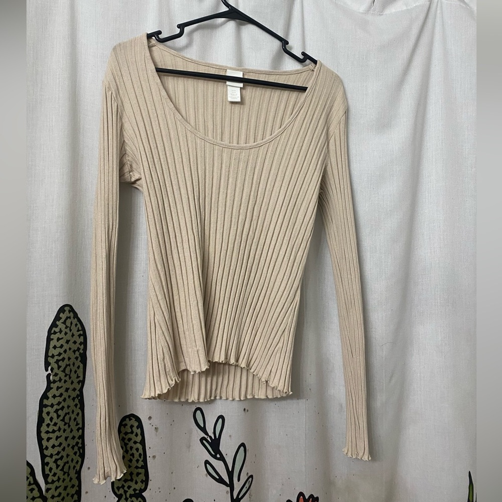 H&M Medium Women’s Cream Long Sleeve